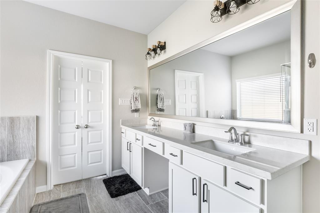 14910 Lake Shore Avenue, Mont Belvieu, Texas image 23