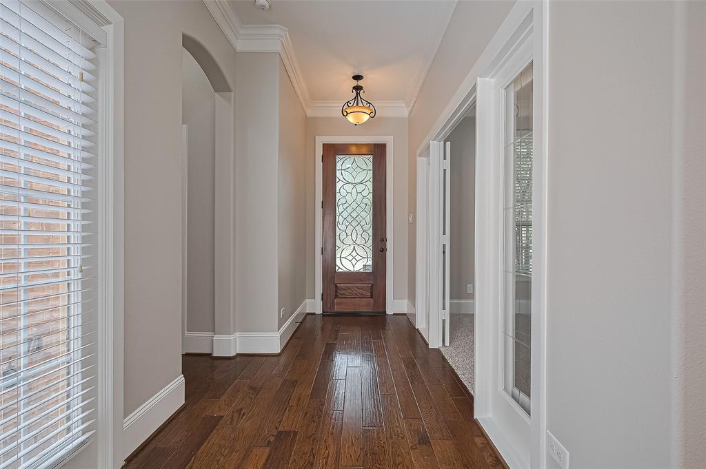 10002 Hutton Park Drive, Katy, Texas image 5