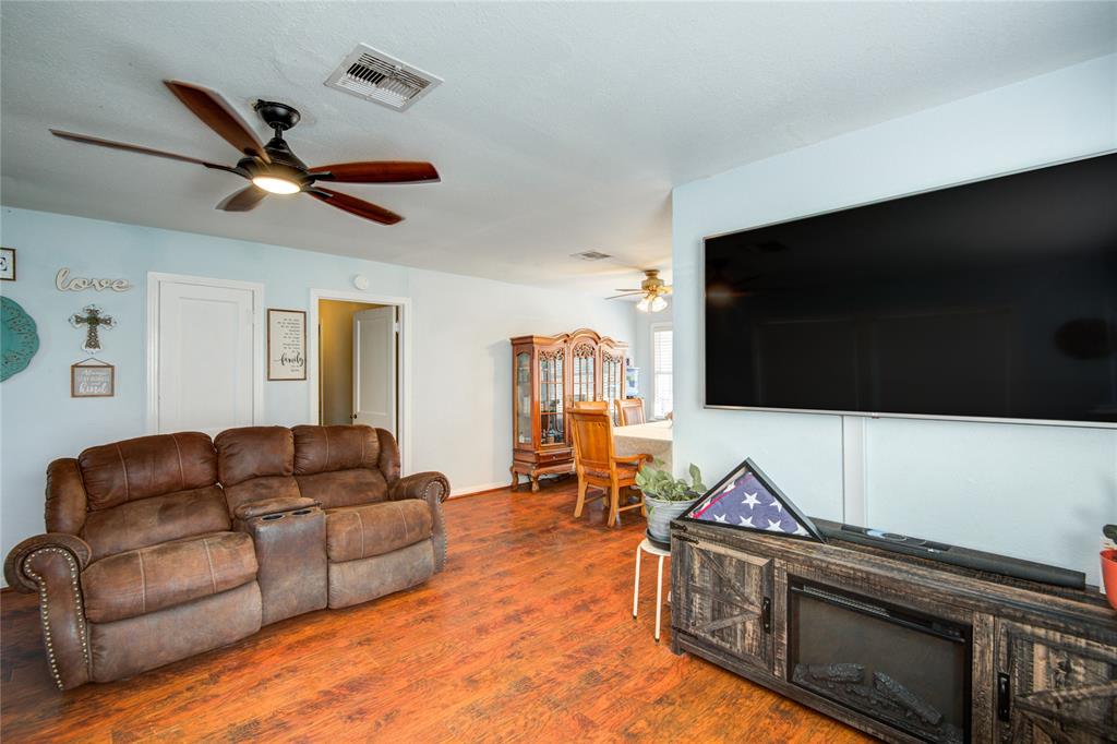 2001 N Avenue H, Freeport, Texas image 14