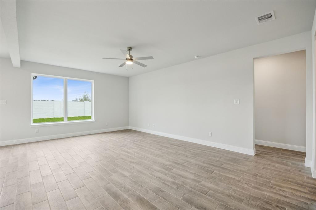 31239 Casanova Drive, Huffman, Texas image 9