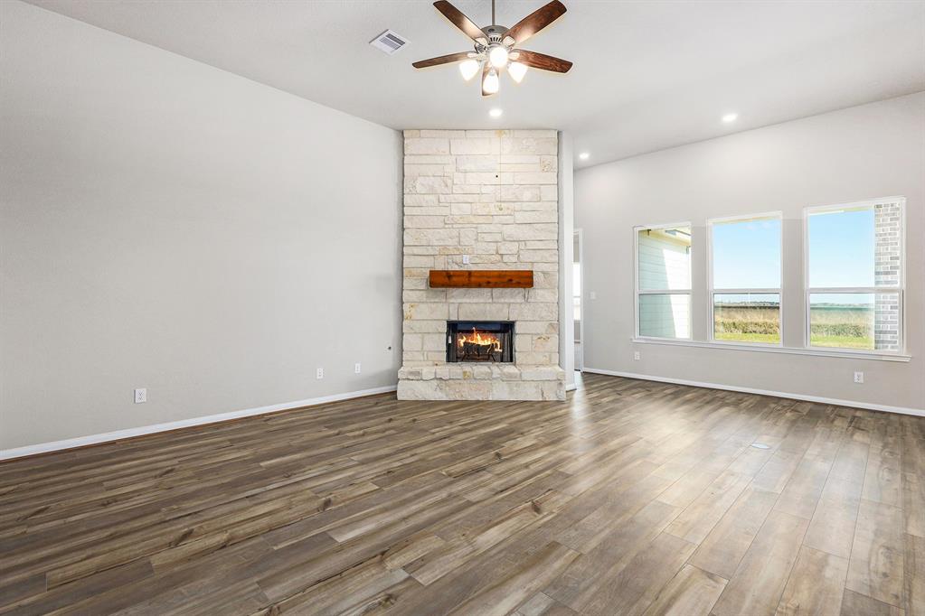2455 Diamond D Dr, Beaumont, Texas image 8