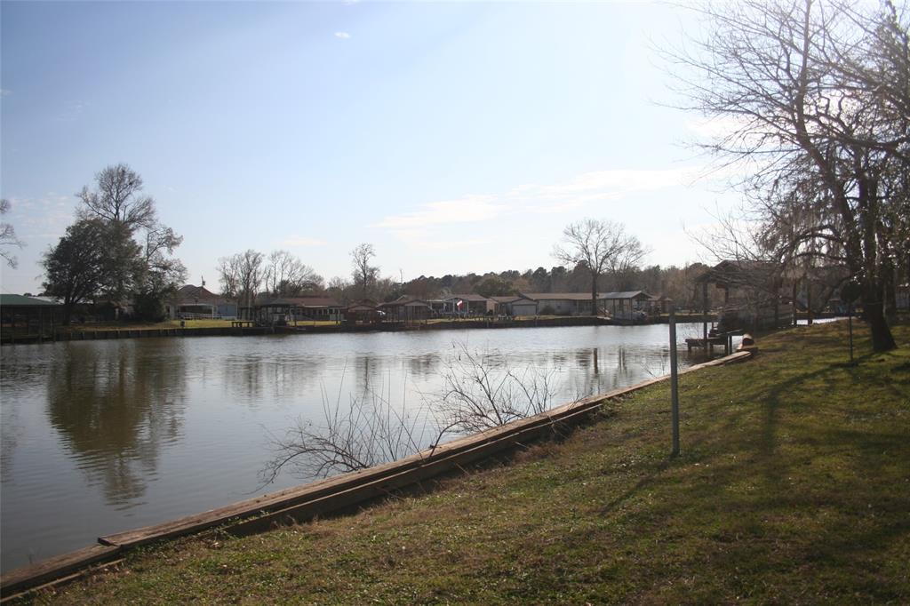 48 Lazy Bend Drive, Huntsville, Texas image 23