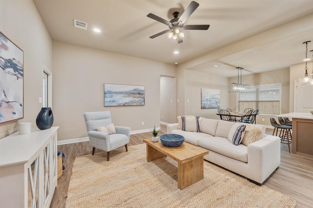 2812 Bombay Court, Bryan, Texas image 3