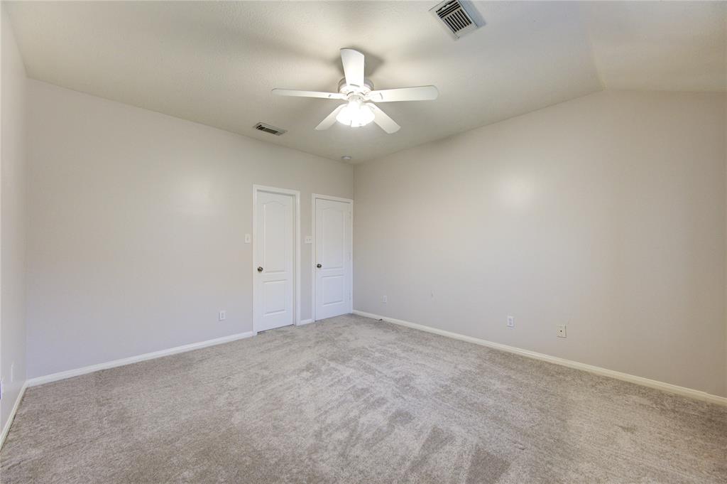 1826 Oak Lodge Drive, Pearland, Texas image 12