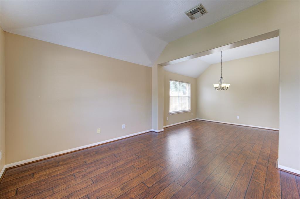 1826 Oak Lodge Drive, Pearland, Texas image 5