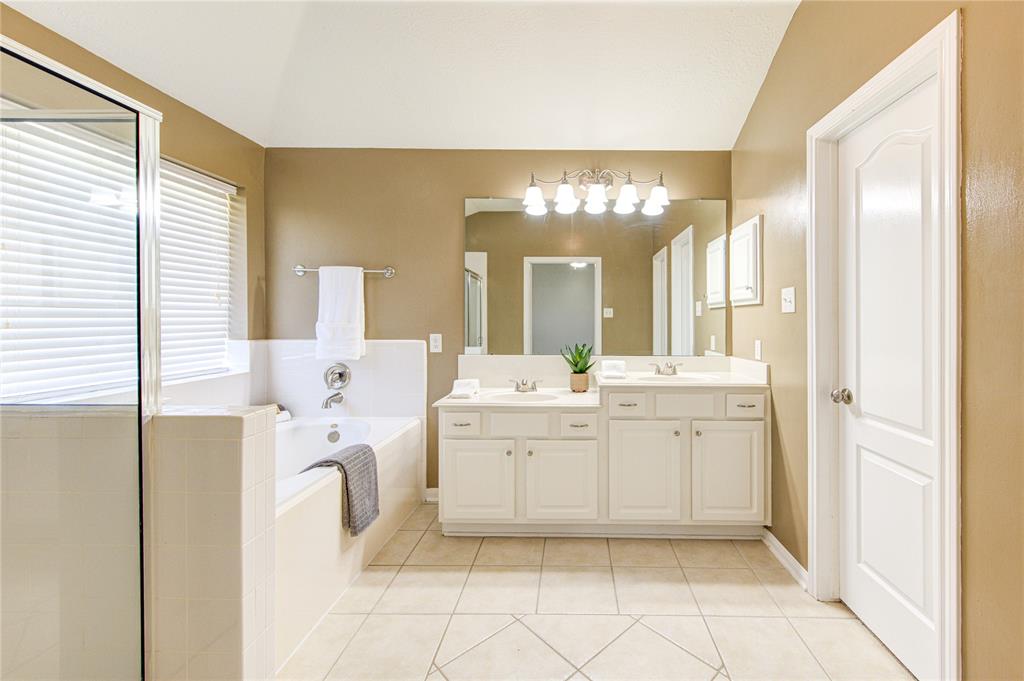 1826 Oak Lodge Drive, Pearland, Texas image 15