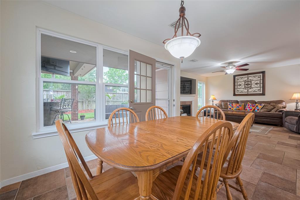 4126 Rocky Bend Drive, Sugar Land, Texas image 24