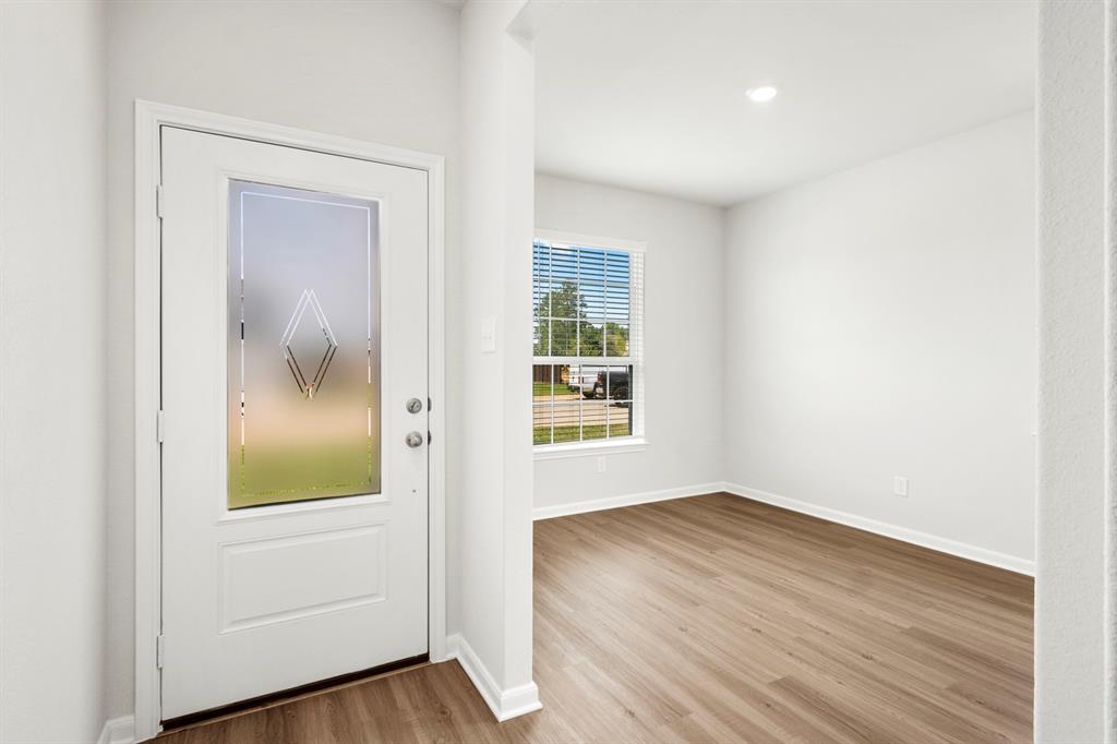 16403 Sweet Grove Drive, Conroe, Texas image 3