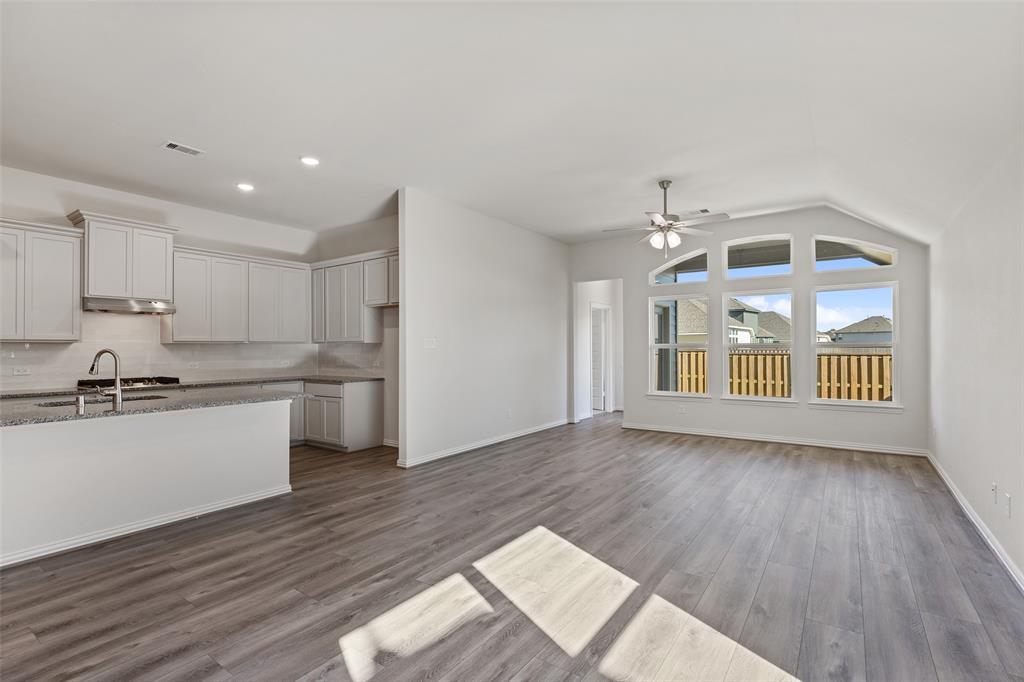 6218 Greenville Drive, College Station, Texas image 8