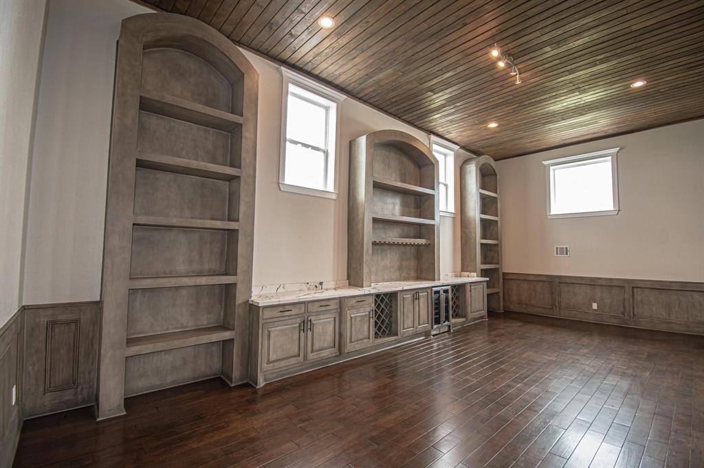 526 Angus Trail, Angleton, Texas image 16