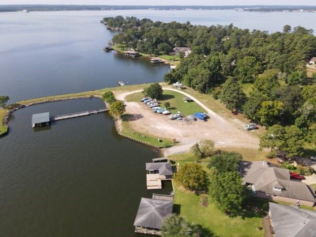 L72 W Shore Drive, Willis, Texas image 11