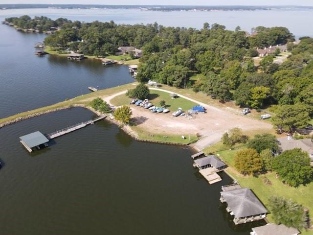 L72 W Shore Drive, Willis, Texas image 9