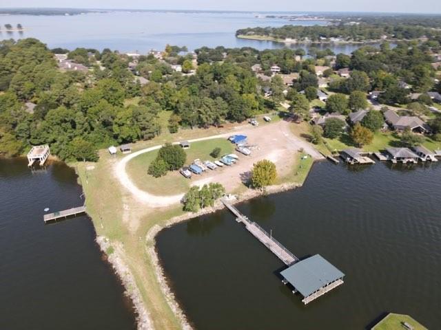 L72 W Shore Drive, Willis, Texas image 10