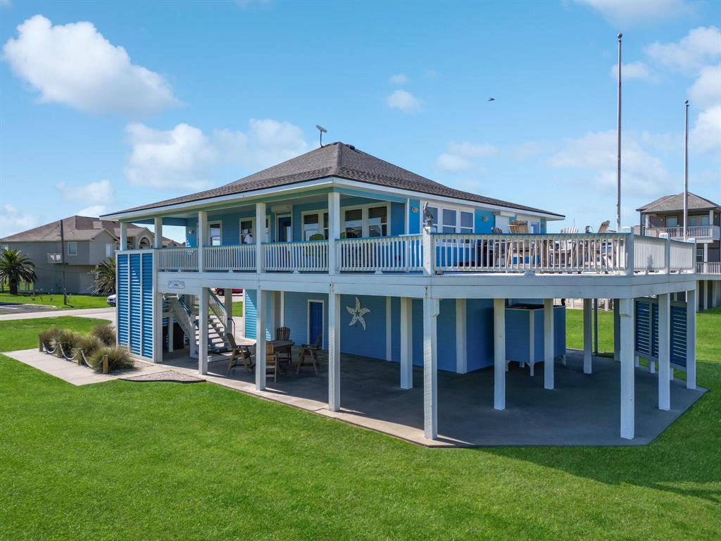 808 Pinata Drive, Crystal Beach, Texas image 10