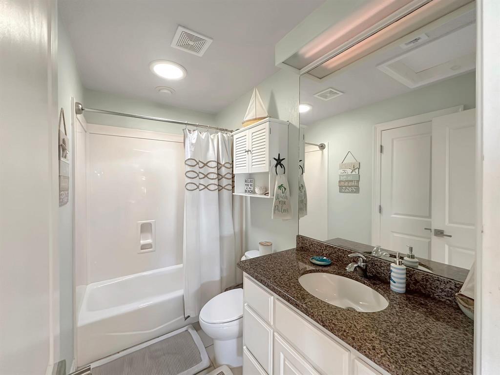 808 Pinata Drive, Crystal Beach, Texas image 33