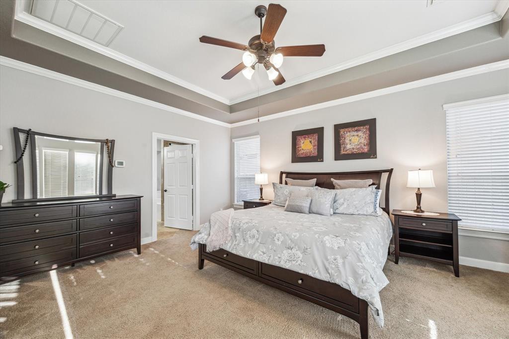 91 W Hullwood Circle, Spring, Texas image 18