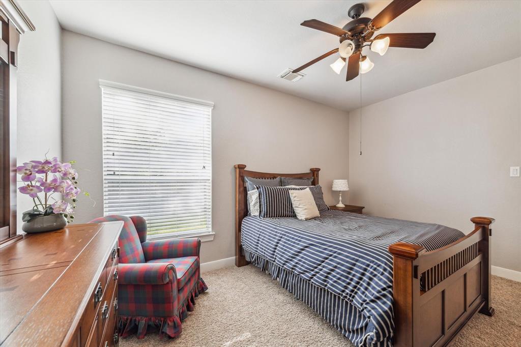 91 W Hullwood Circle, Spring, Texas image 24