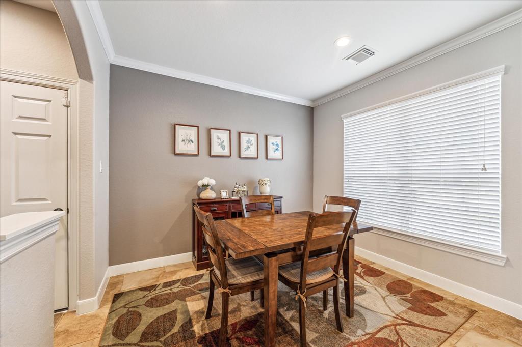 91 W Hullwood Circle, Spring, Texas image 13
