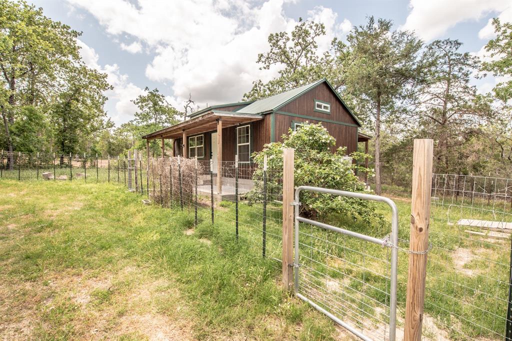 401 Berry Lane, Somerville, Texas image 5