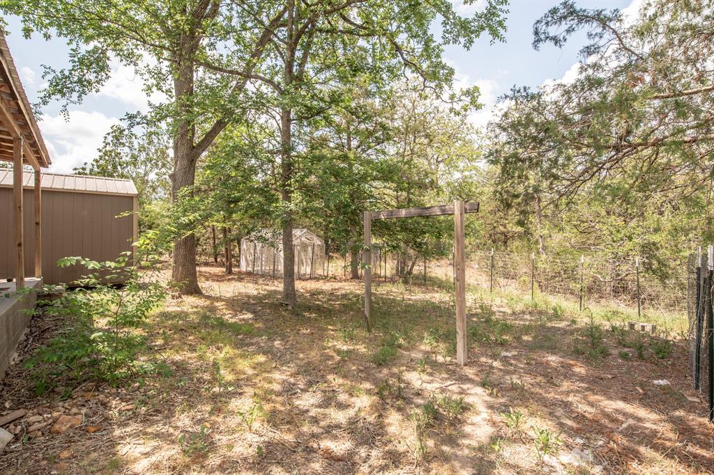 401 Berry Lane, Somerville, Texas image 11
