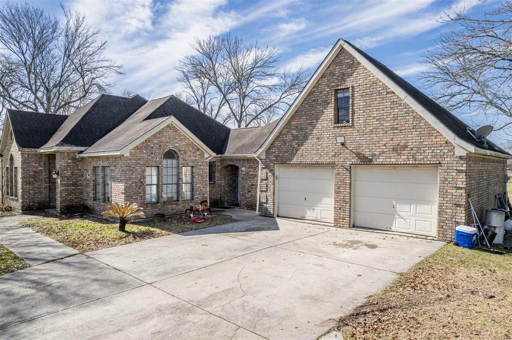 8625 Hadden Road