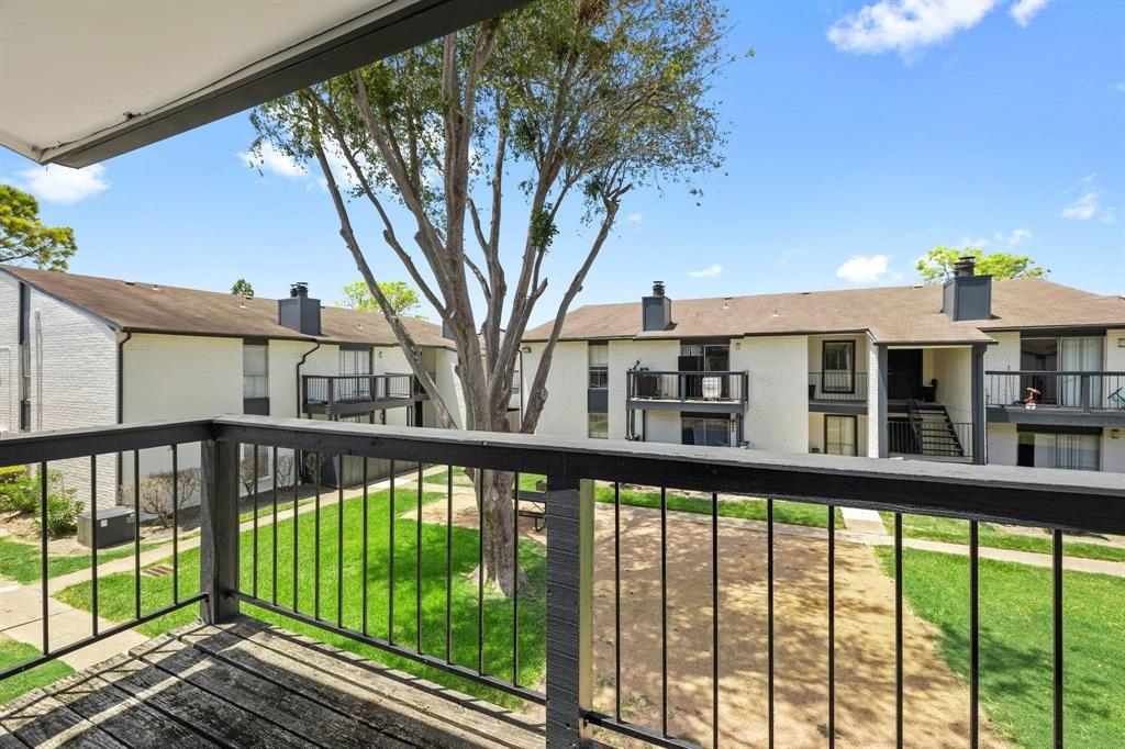 10101 Forum Park Drive 2075