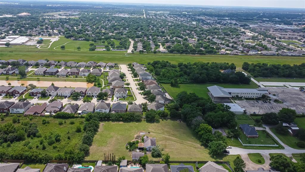 11211 S Dargail Street, Sugar Land, Texas image 32