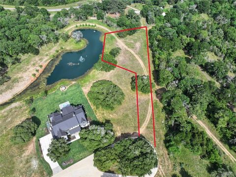 Photo of 119 Red Stag Lane, Columbus, TX 78934 (MLS # 55024965) Photo of 119 Red Stag Lane, Columbus, TX 78934 (MLS # 55024965)