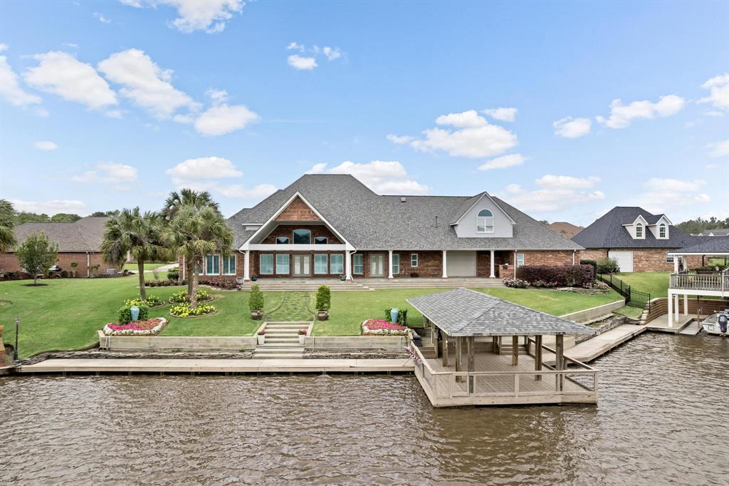 145 Greenhead Point Drive, Orange, Texas image 2