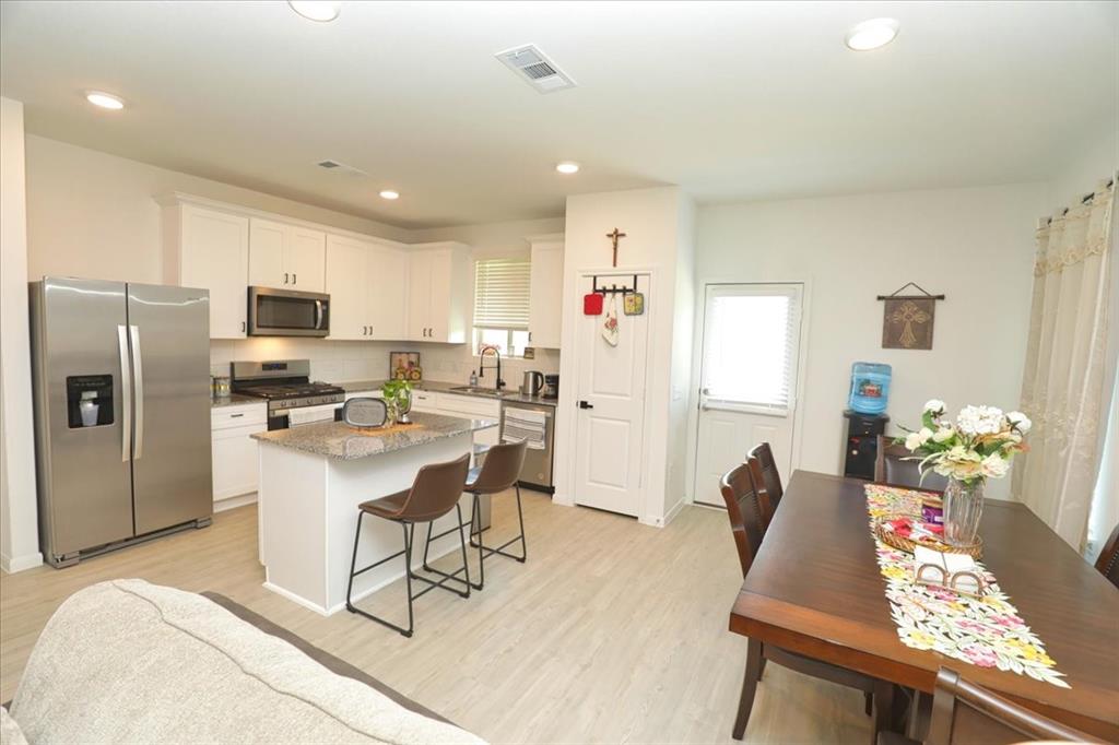 17014 Wild Stream Court, Conroe, Texas image 6