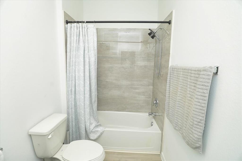 17014 Wild Stream Court, Conroe, Texas image 14