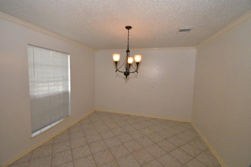9007 Woodleigh Drive, Houston, Texas image 3