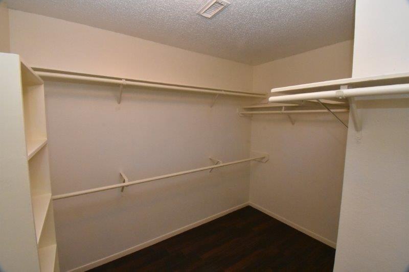 9007 Woodleigh Drive, Houston, Texas image 12