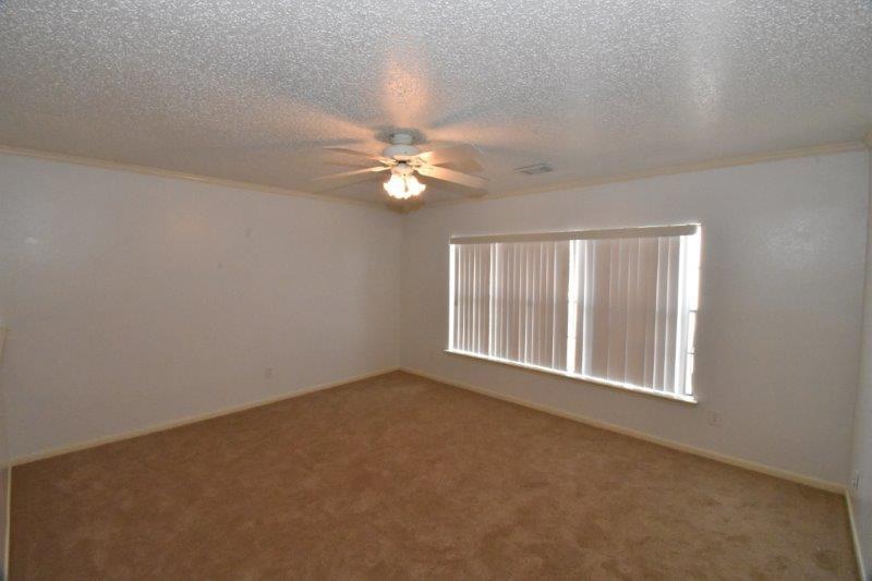 9007 Woodleigh Drive, Houston, Texas image 24