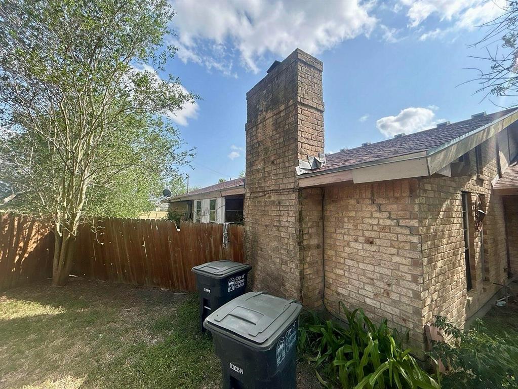 11601 Flagstone Circle, Corpus Christi, Texas image 2