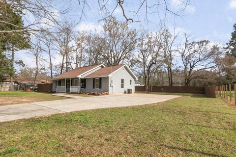 A home in Conroe