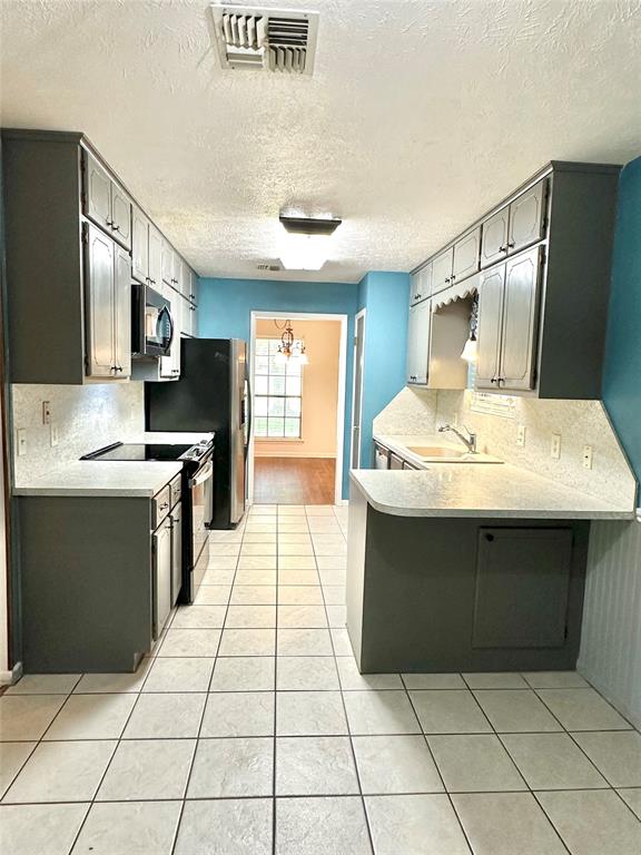 1203 Edgebrook Drive, El Campo, Texas image 12