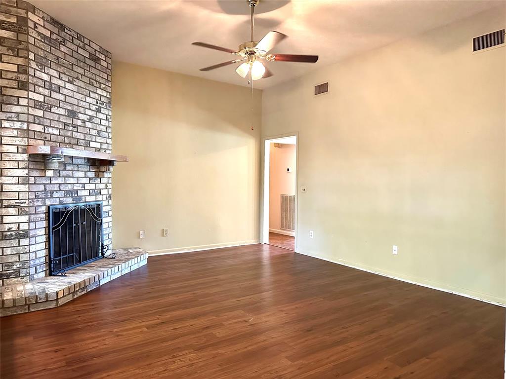 1203 Edgebrook Drive, El Campo, Texas image 6