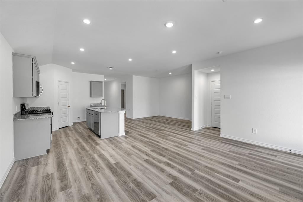 7802 Lavender Jade Drive, Iowa Colony, Texas image 8