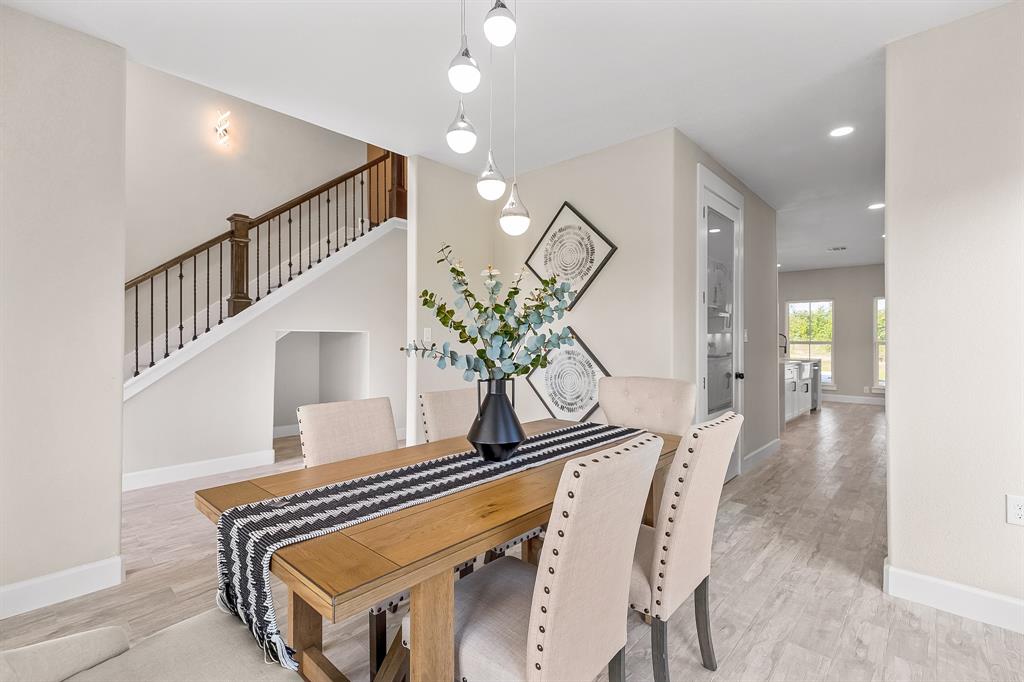 19123 Grandview Point
