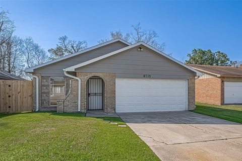 Photo of 8735 Valley Flag Drive, Houston, TX 77078 (MLS # 12179071)