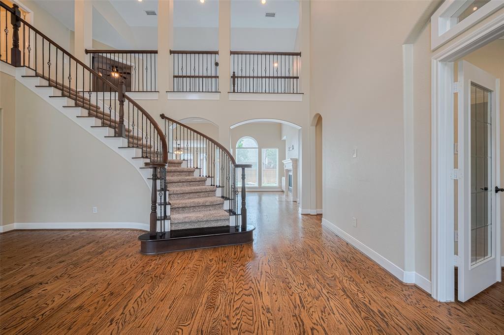 9 Foxworth Court
