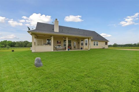 Single Family Residence in Guy TX 16150 County Road 522 39.jpg