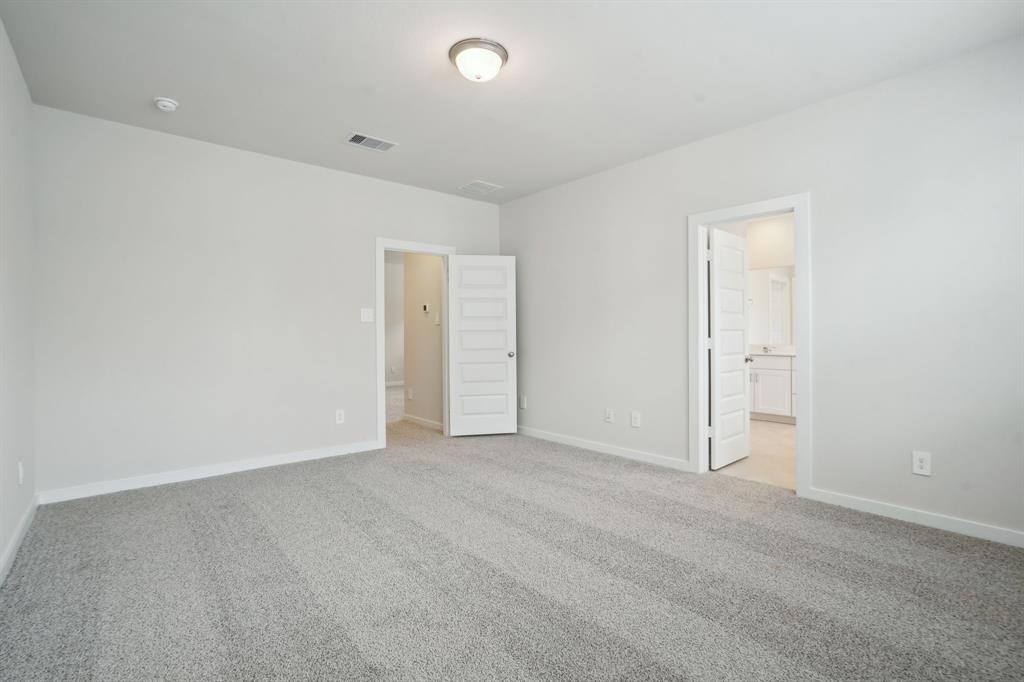 595 Avisa Drive, Kemah, Texas image 33