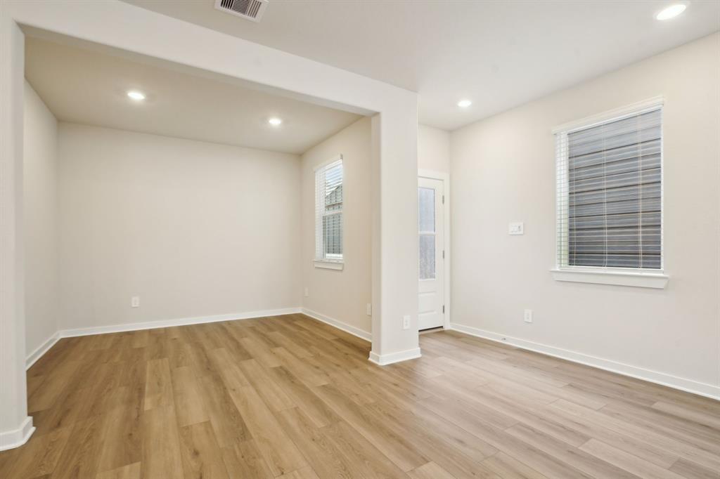 595 Avisa Drive, Kemah, Texas image 12