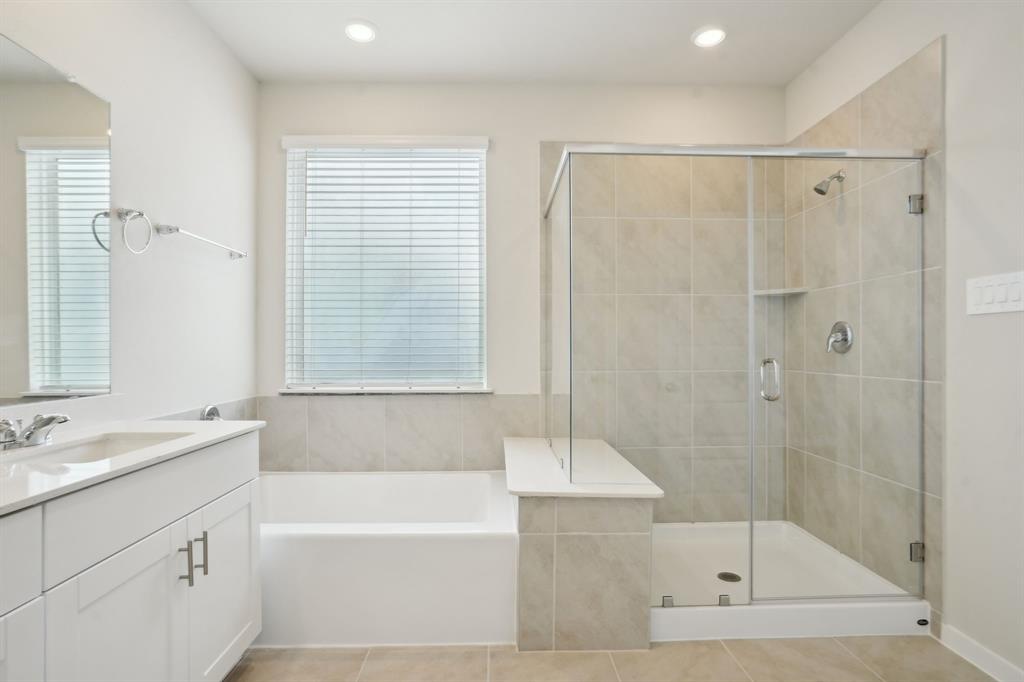 595 Avisa Drive, Kemah, Texas image 35