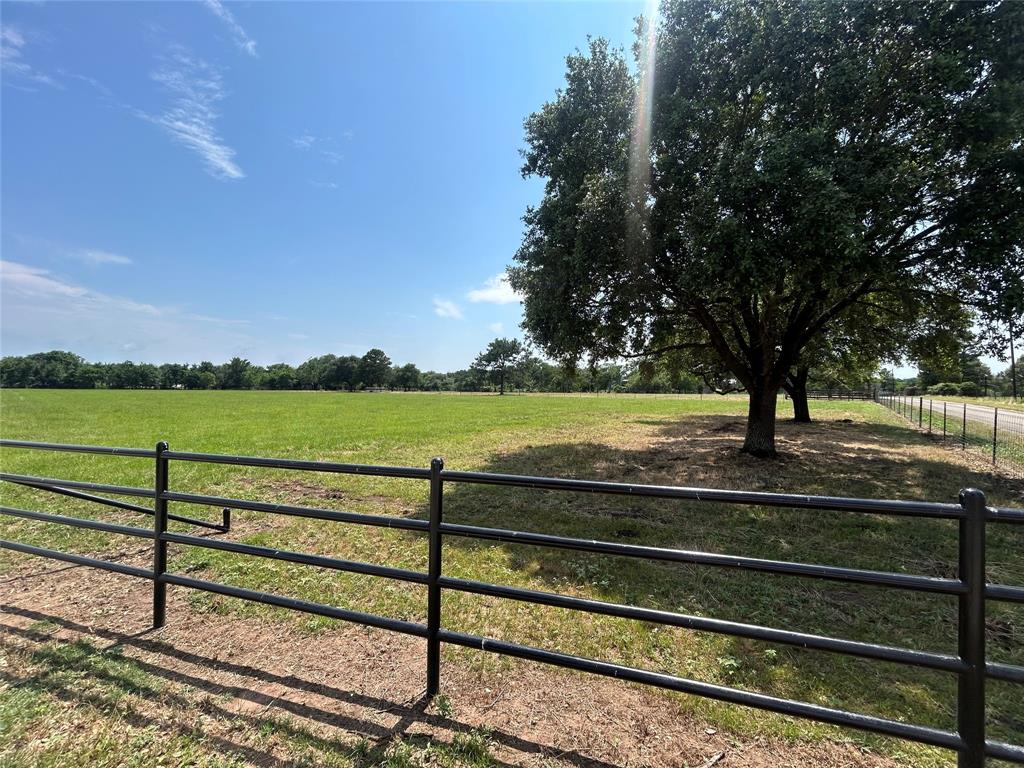 38785 Wiggins Road, Hempstead, Texas image 14