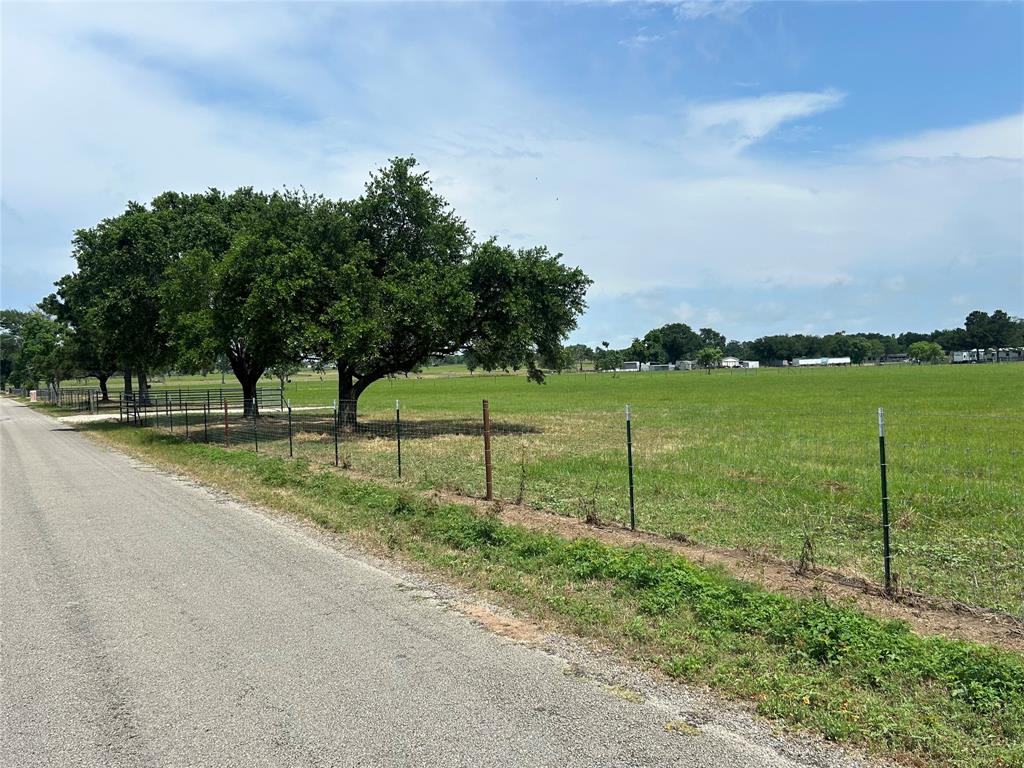 38785 Wiggins Road, Hempstead, Texas image 11