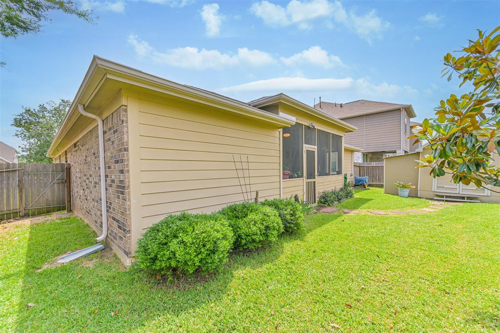 4239 Duneberry Trail, Humble, Texas image 38
