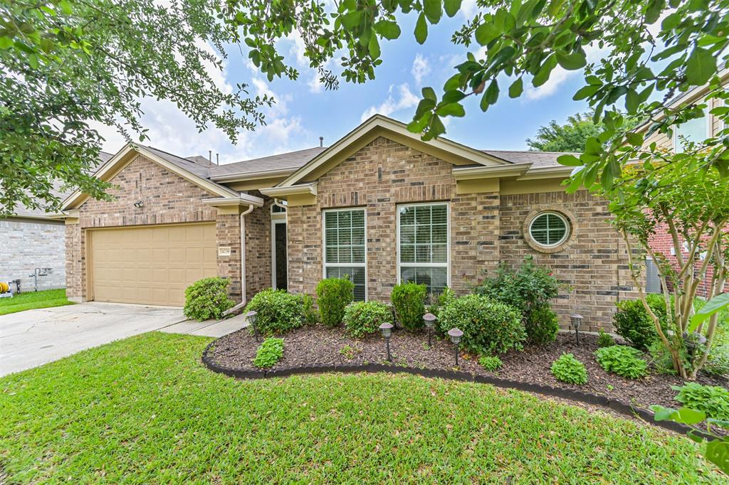 4239 Duneberry Trail, Humble, Texas image 3